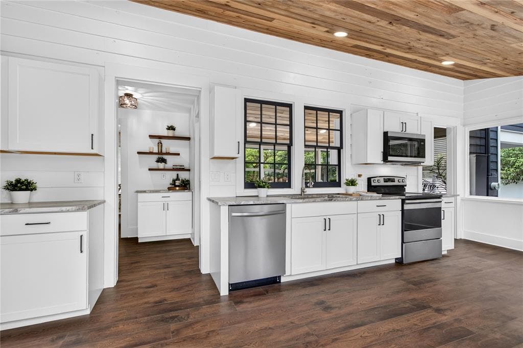 1811 SANFORD AVENUE, SANFORD, FL 32771 — zdjęcie 4