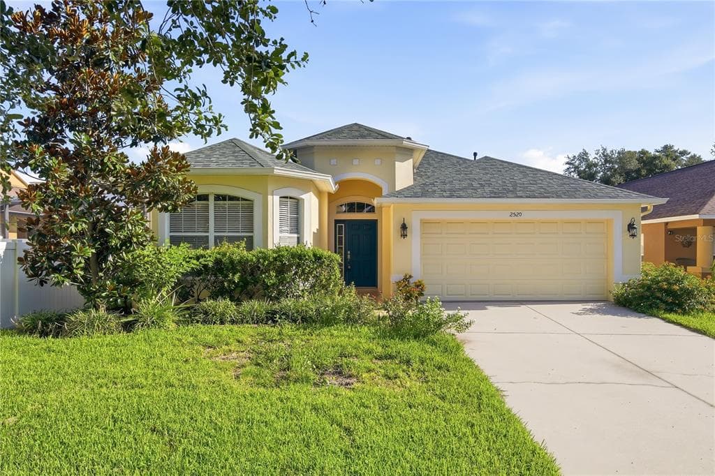 2520 PEEKSKILL ROAD, VALRICO, FL 33594