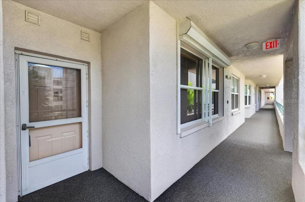 8001 SAILBOAT KEY BOULEVARD S # 201, ST PETE BEACH, FL 33707 — zdjęcie 2