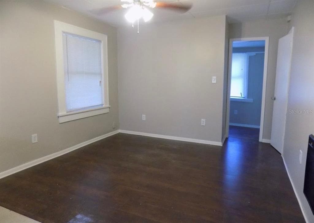 626 HIGHLAND STREET N, ST PETERSBURG, FL 33701 — zdjęcie 2