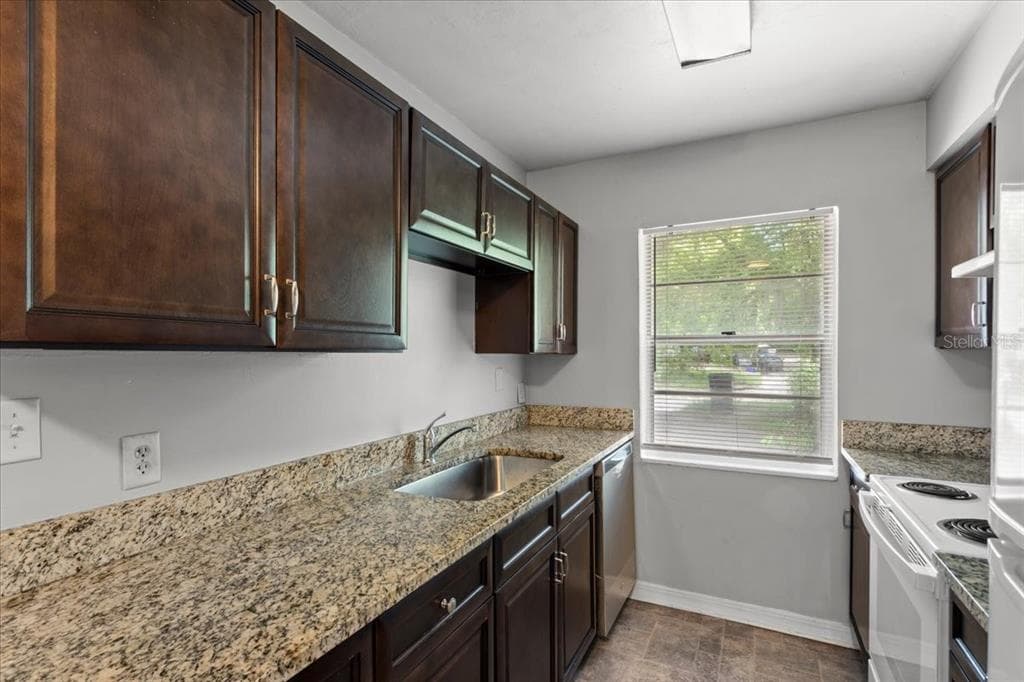 1816 SW 70TH TERRACE, GAINESVILLE, FL 32607 — zdjęcie 2