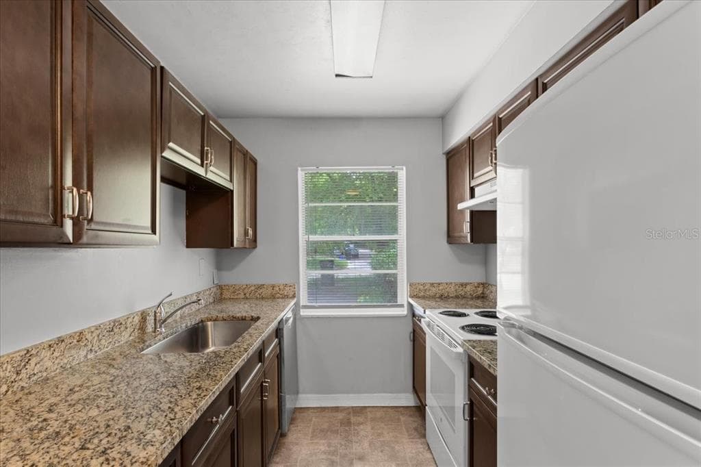 1816 SW 70TH TERRACE, GAINESVILLE, FL 32607 — zdjęcie 3