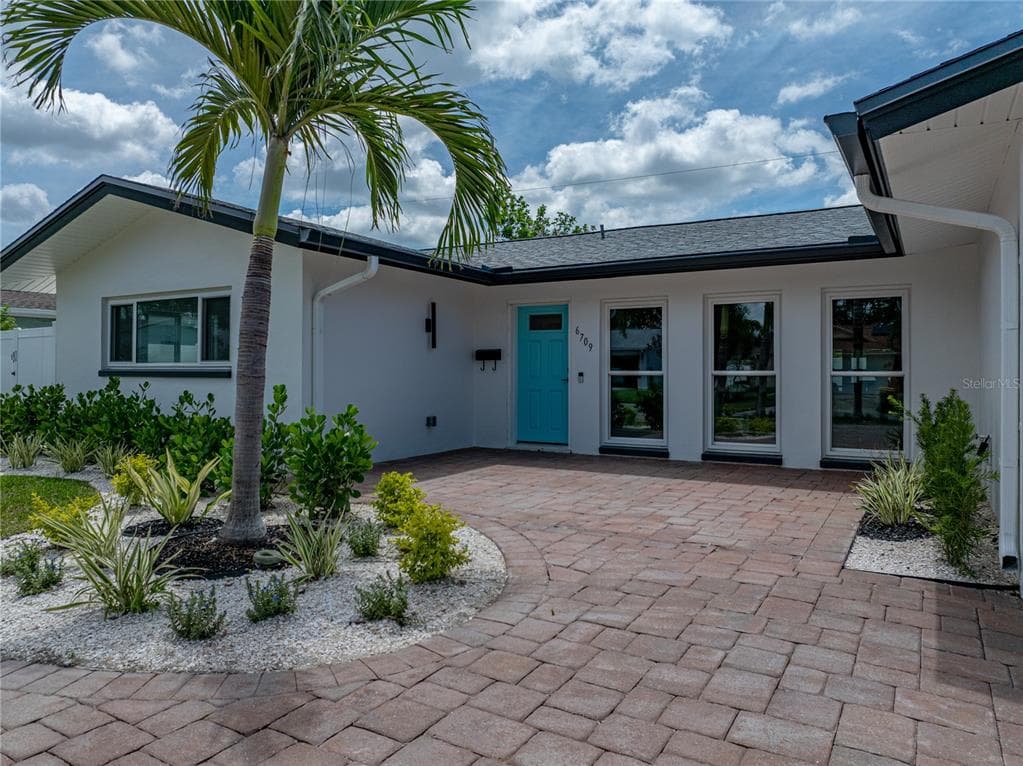 6709 CARDINAL DRIVE S, ST PETERSBURG, FL 33707 — zdjęcie 2