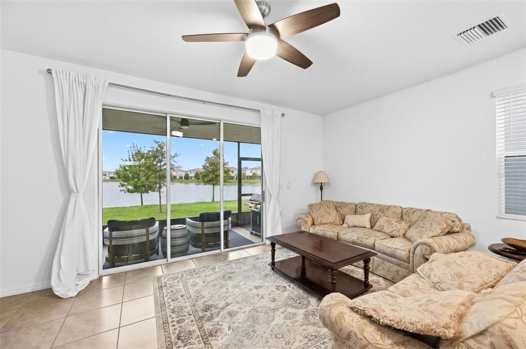 369 MANGROVE SHADE CIRCLE, APOLLO BEACH, FL 33572 — zdjęcie 2