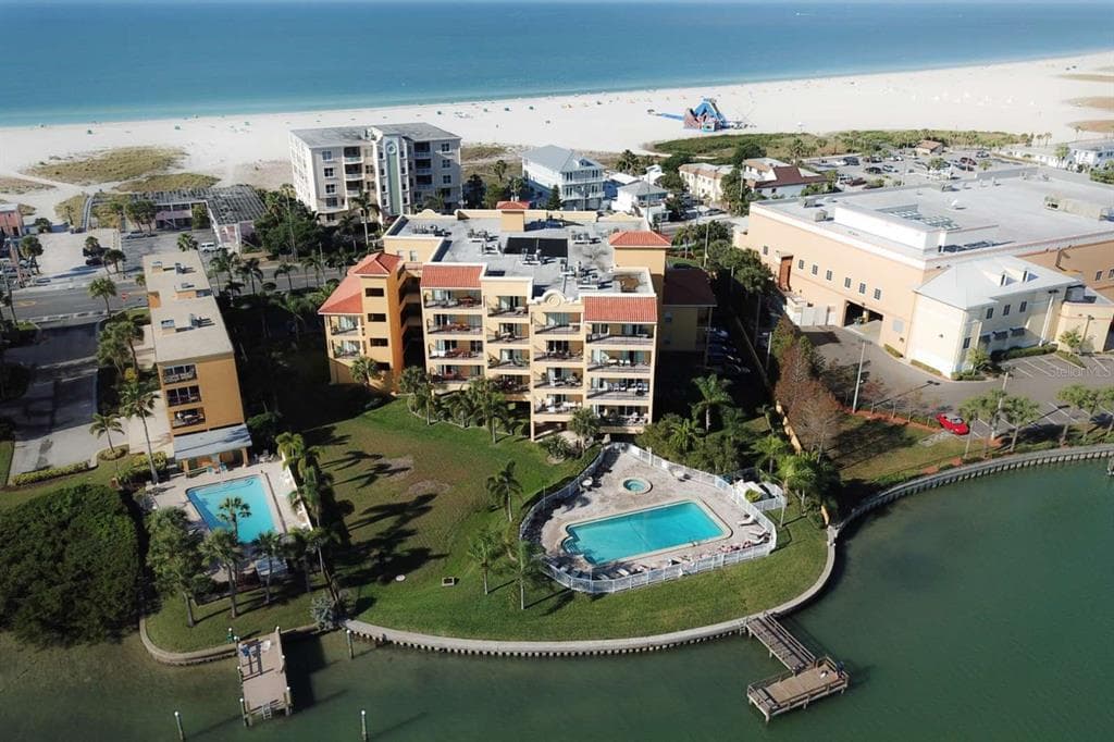 10315 GULF BOULEVARD # 409, TREASURE ISLAND, FL 33706 — zdjęcie 2