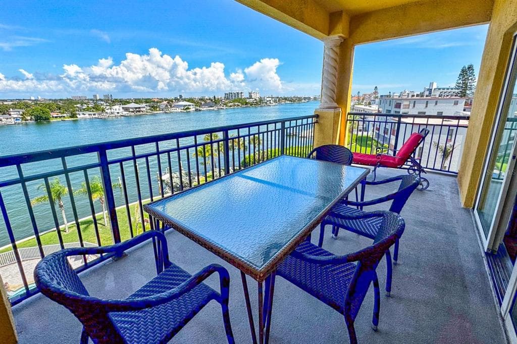 10315 GULF BOULEVARD # 409, TREASURE ISLAND, FL 33706 — zdjęcie 5