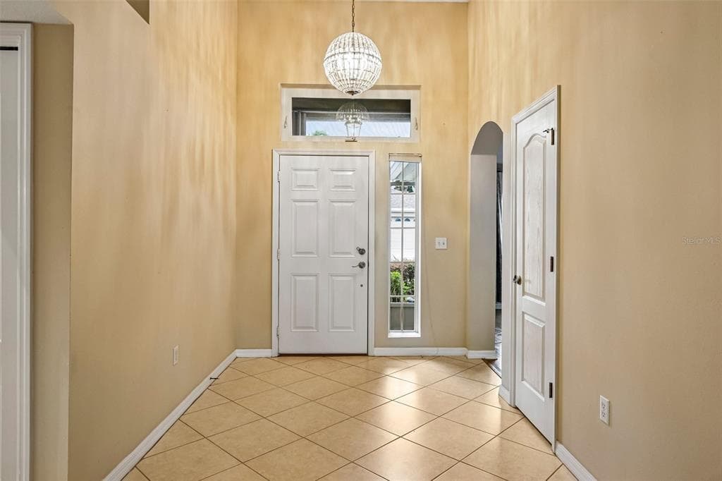 2008 GRANTHAM GREENS DRIVE, SUN CITY CENTER, FL 33573 — zdjęcie 4