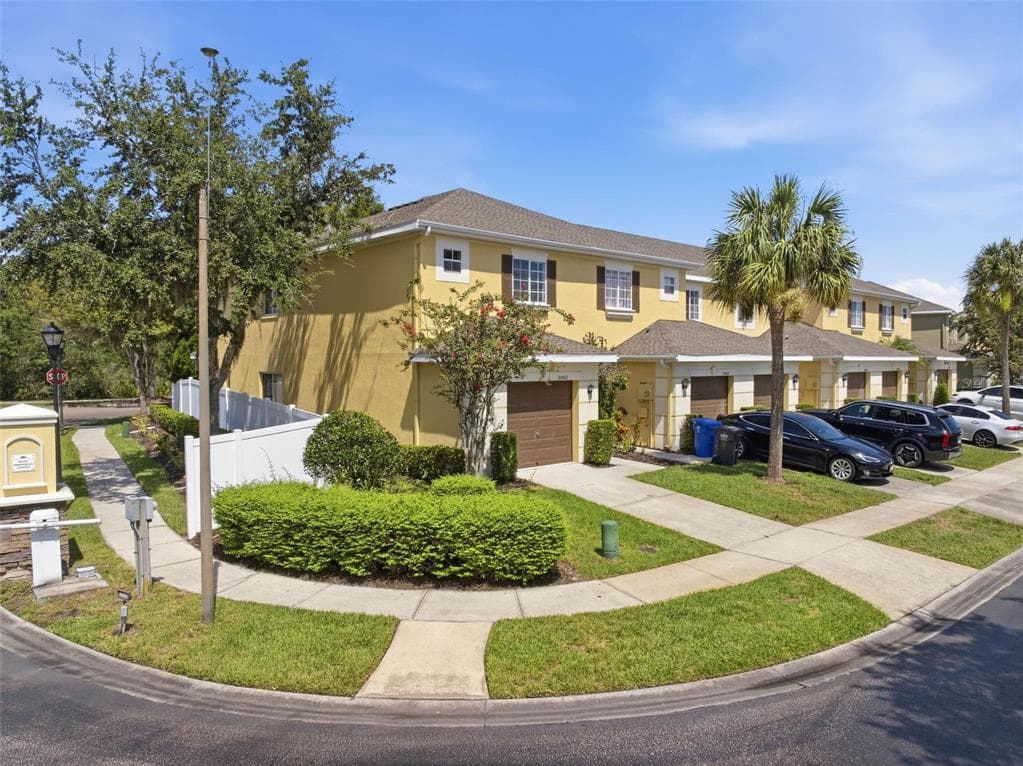 20402 NEEDLETREE DRIVE, TAMPA, FL 33647
