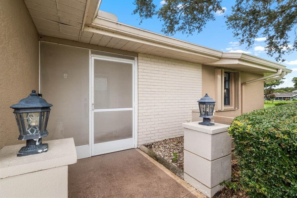 1317 LELAND DRIVE, SUN CITY CENTER, FL 33573 — zdjęcie 5