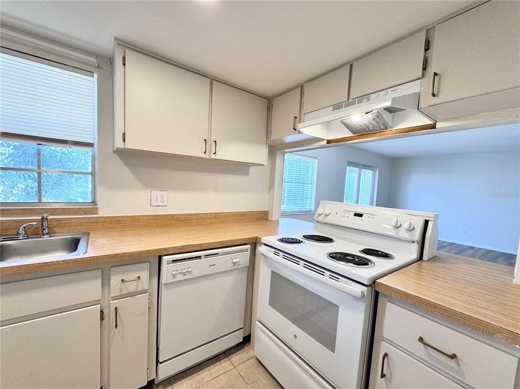 1000 S SEMORAN BOULEVARD # 305, WINTER PARK, FL 32792 — zdjęcie 3