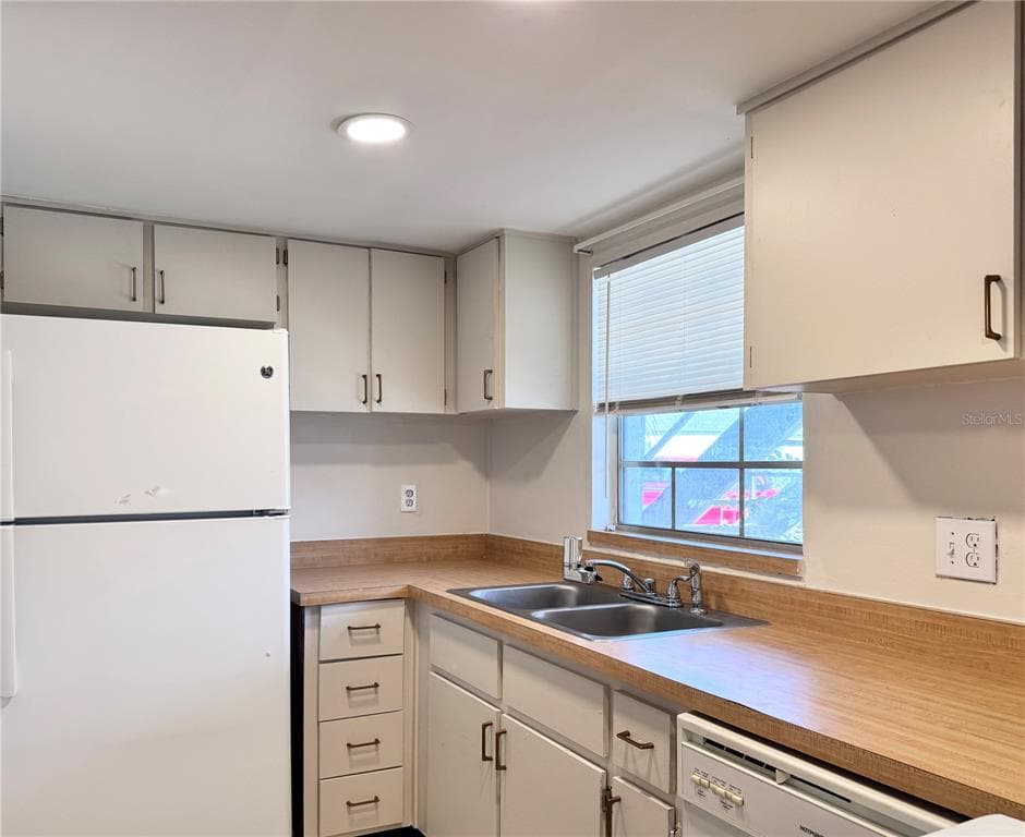 1000 S SEMORAN BOULEVARD # 305, WINTER PARK, FL 32792 — zdjęcie 4
