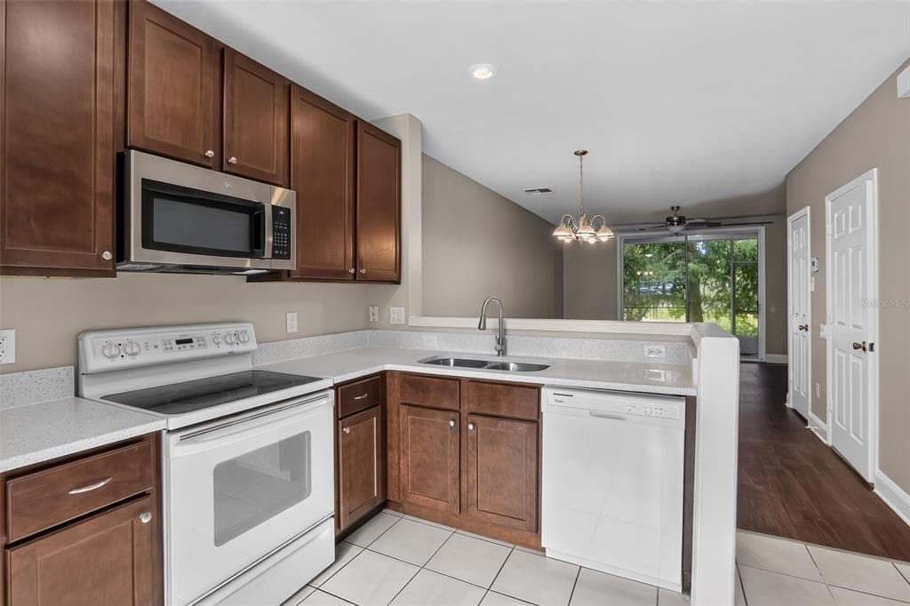 866 VINELAND PLACE, LAKE MARY, FL 32746 — zdjęcie 4