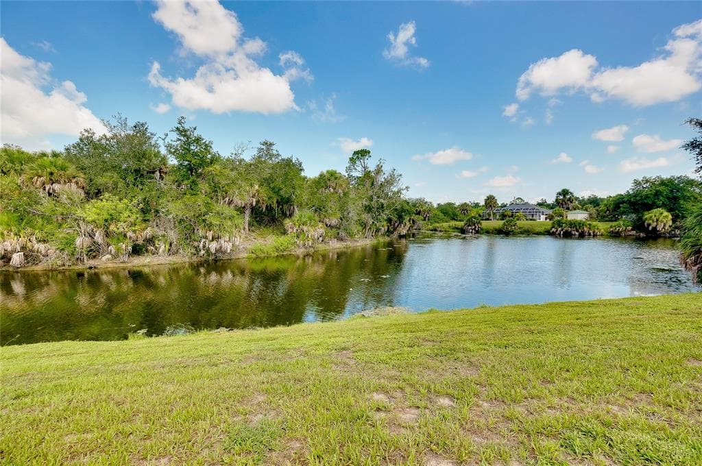 545 PEMBROKE DRIVE, PORT CHARLOTTE, FL 33954