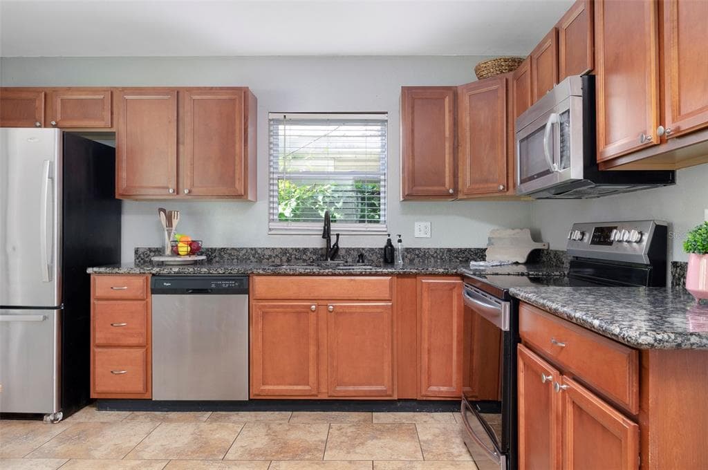 1744 26TH AVENUE N, ST PETERSBURG, FL 33713 — zdjęcie 5