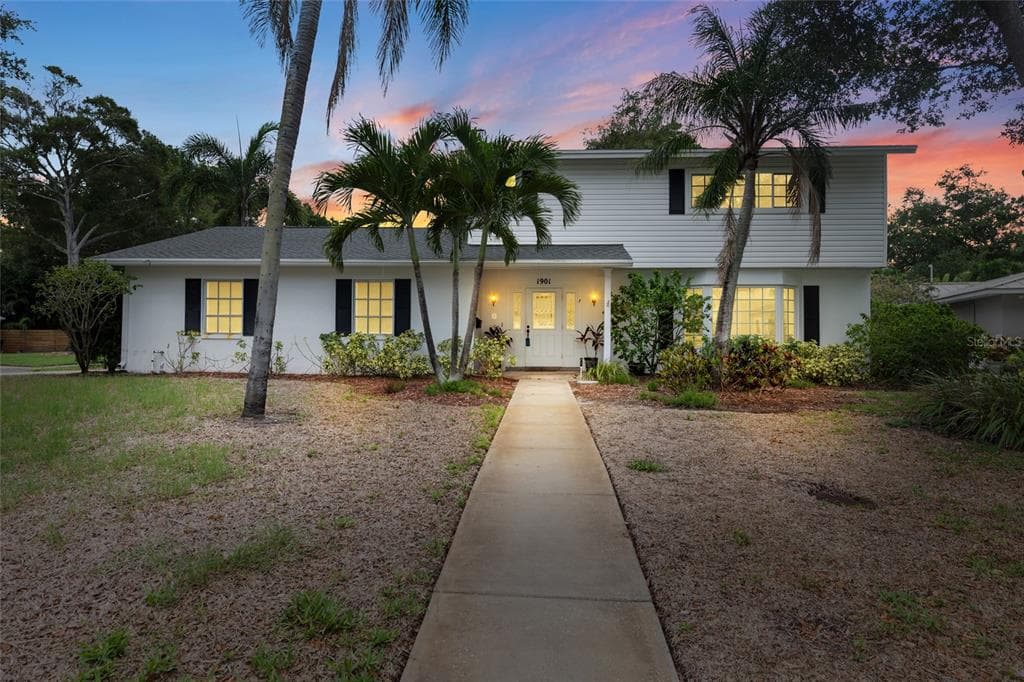 1901 DORMIEONE ROAD N, ST PETERSBURG, FL 33710