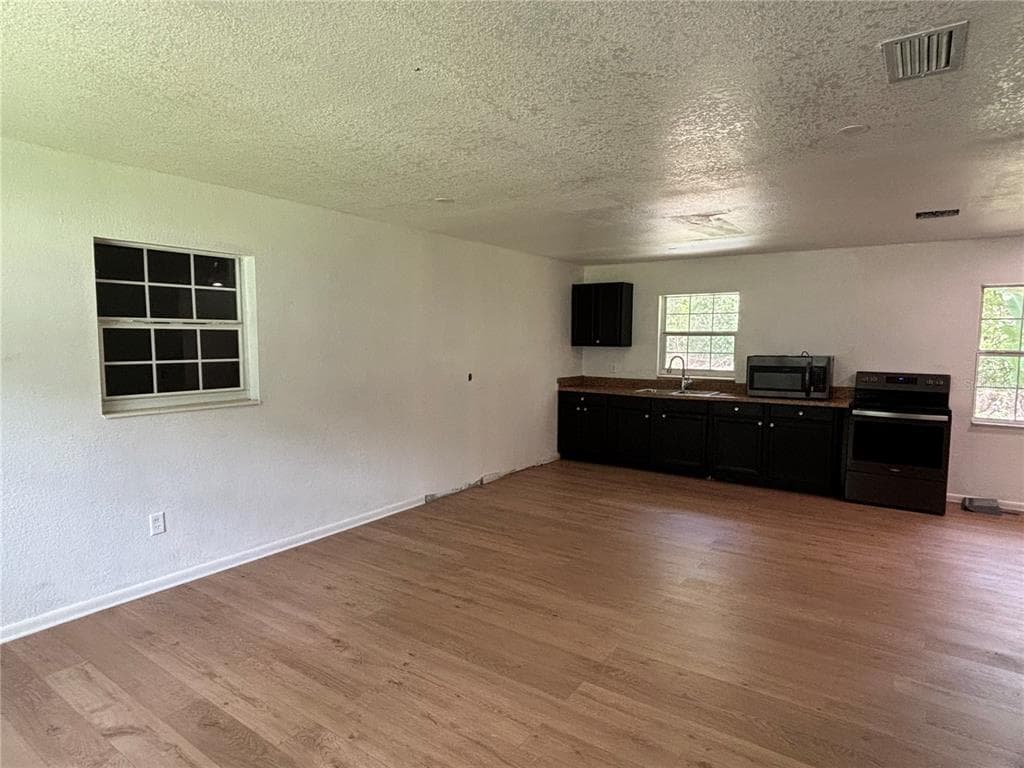205 S CHANDLER AVENUE, DELAND, FL 32724 — zdjęcie 4