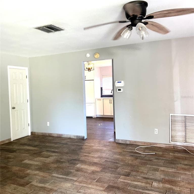 2152 GREENBRIAR BOULEVARD, CLEARWATER, FL 33763 — zdjęcie 4