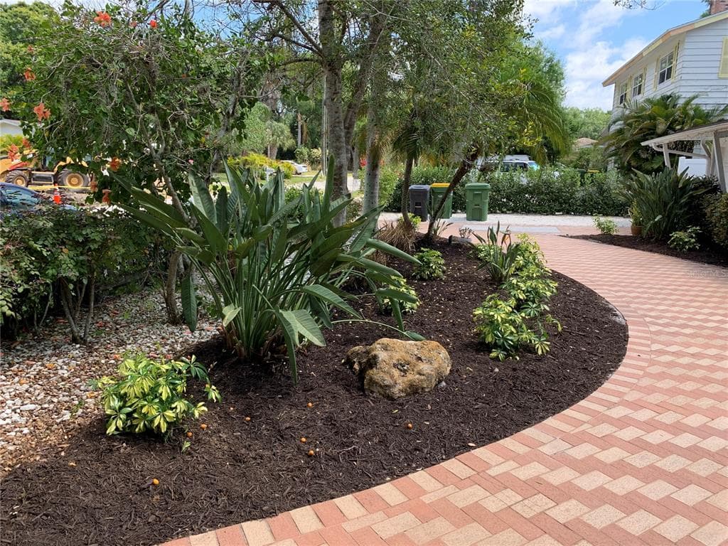 2436 WALDEMERE STREET, SARASOTA, FL 34239 — zdjęcie 4