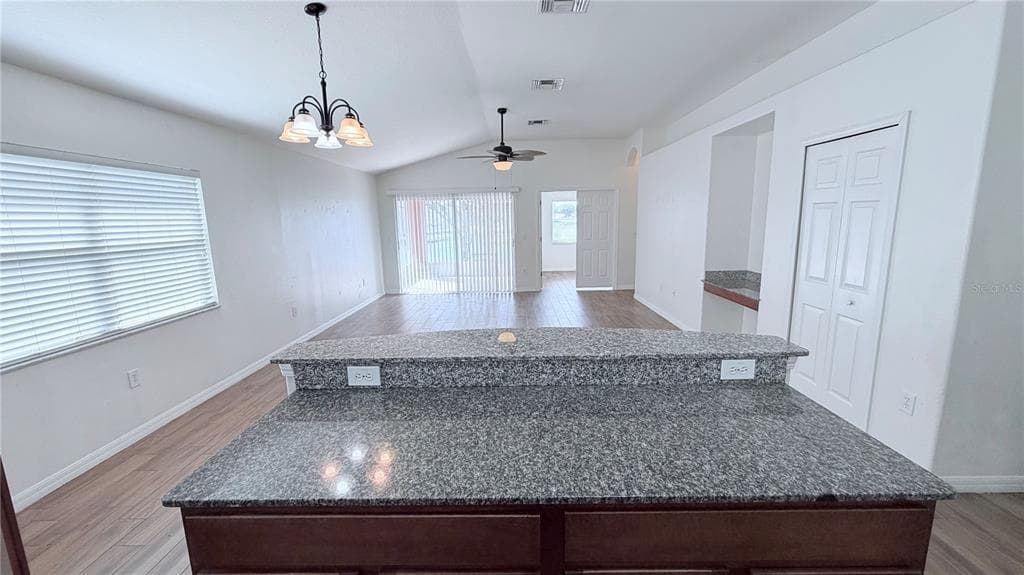 31205 BRIDGEGATE DRIVE, WESLEY CHAPEL, FL 33545 — zdjęcie 4