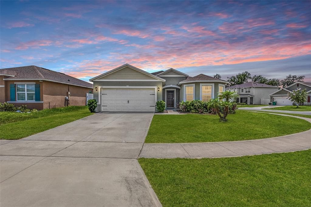 1097 AUGUST SKY DRIVE, DELTONA, FL 32738
