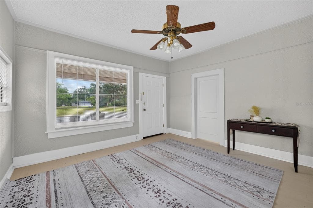 926 NE 8TH AVENUE, OCALA, FL 34470 — zdjęcie 4