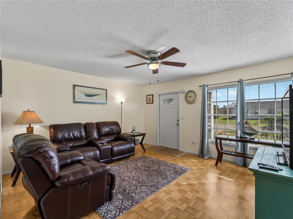 119 OLDENBURGH COURT NE, PORT CHARLOTTE, FL 33952 — zdjęcie 4