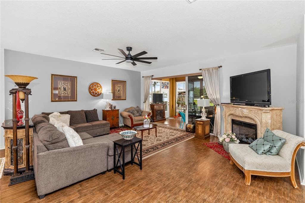 3393 BALTIC SEA BOULEVARD, TAVARES, FL 32778 — zdjęcie 3