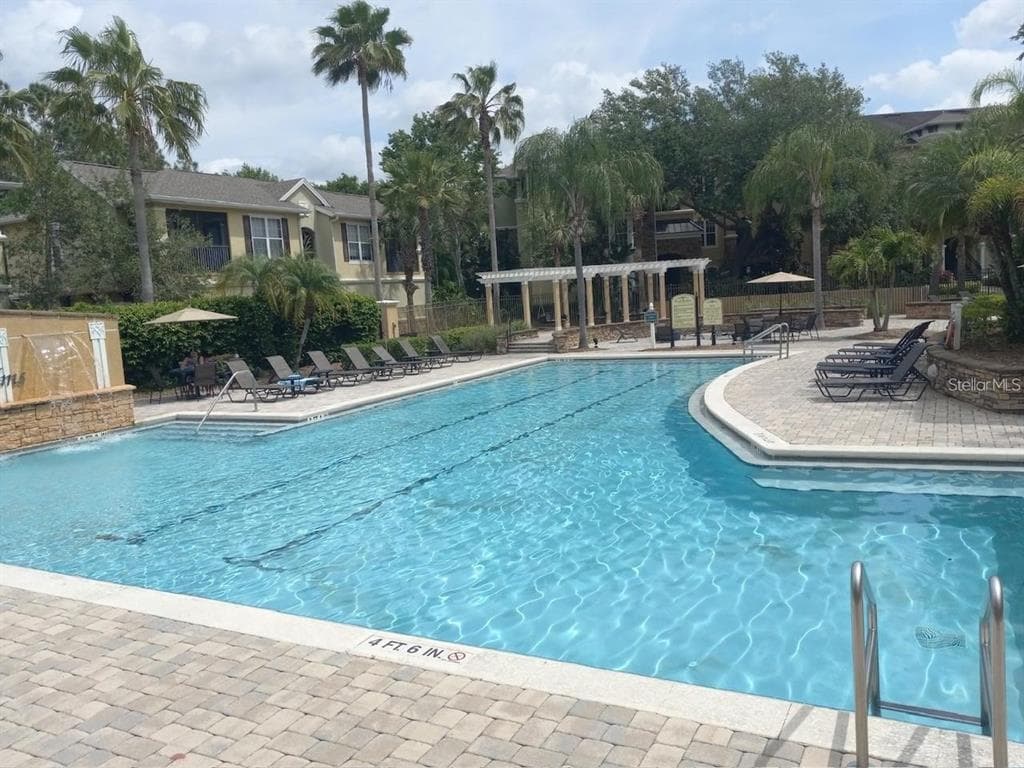 10025 COURTNEY PALMS BOULEVARD # 204, TAMPA, FL 33619 — zdjęcie 4