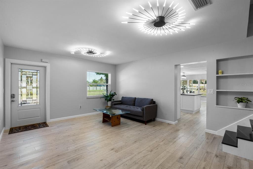 4038 HARRISBURG, ST PETERSBURG, FL 33703 — zdjęcie 5