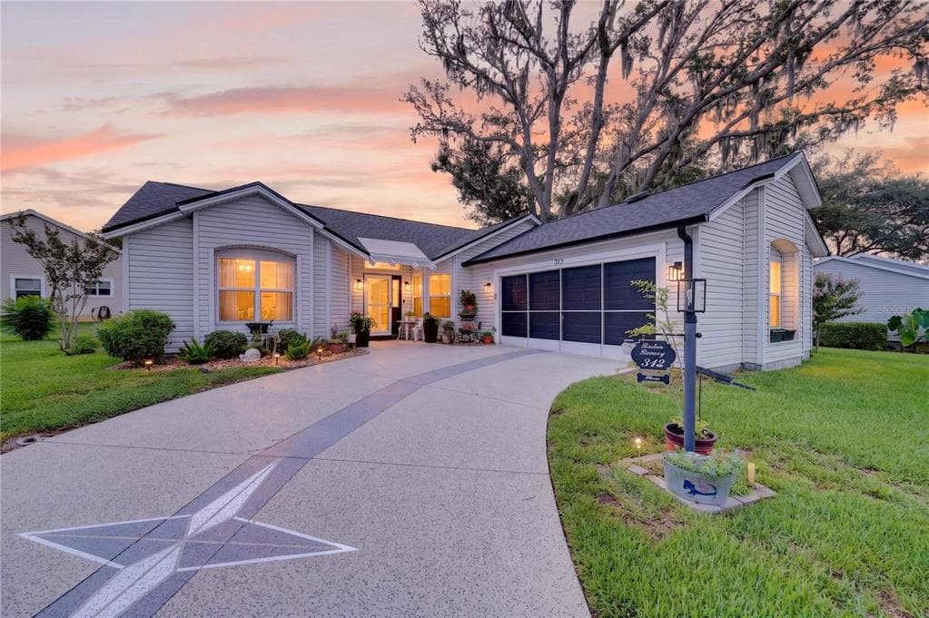 313 GONZALES PLACE, LADY LAKE, FL 32159 — zdjęcie 2