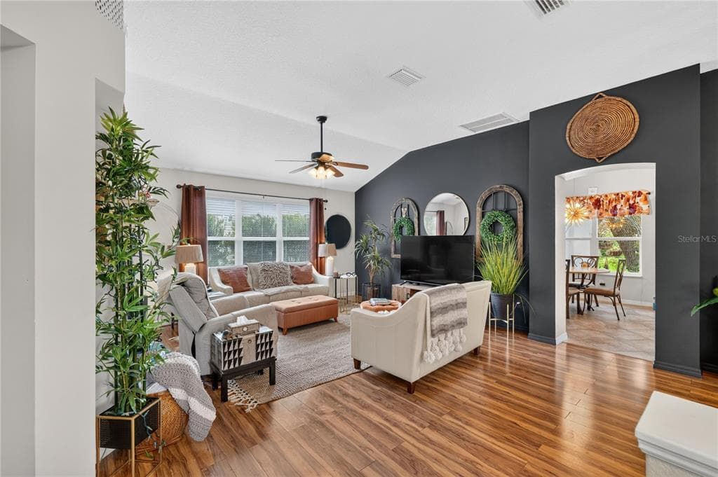 313 GONZALES PLACE, LADY LAKE, FL 32159 — zdjęcie 5