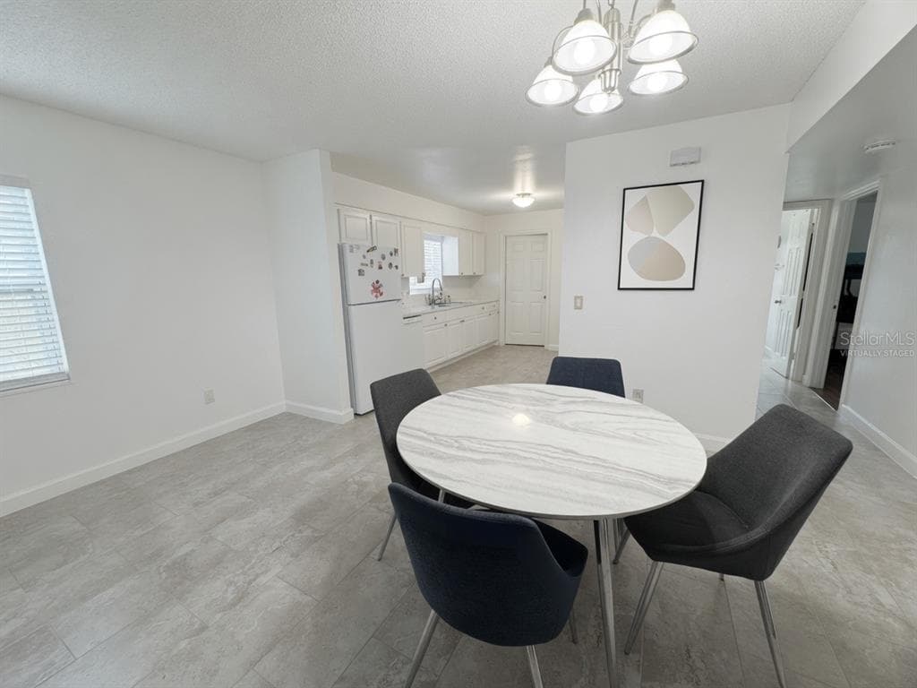 31 DEACON JONES BOULEVARD # A & B, ORLANDO, FL 32810 — zdjęcie 5