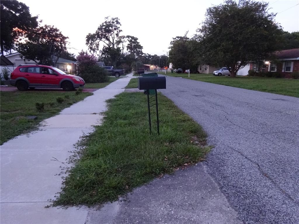 6141 10TH STREET, ZEPHYRHILLS, FL 33542 — zdjęcie 3