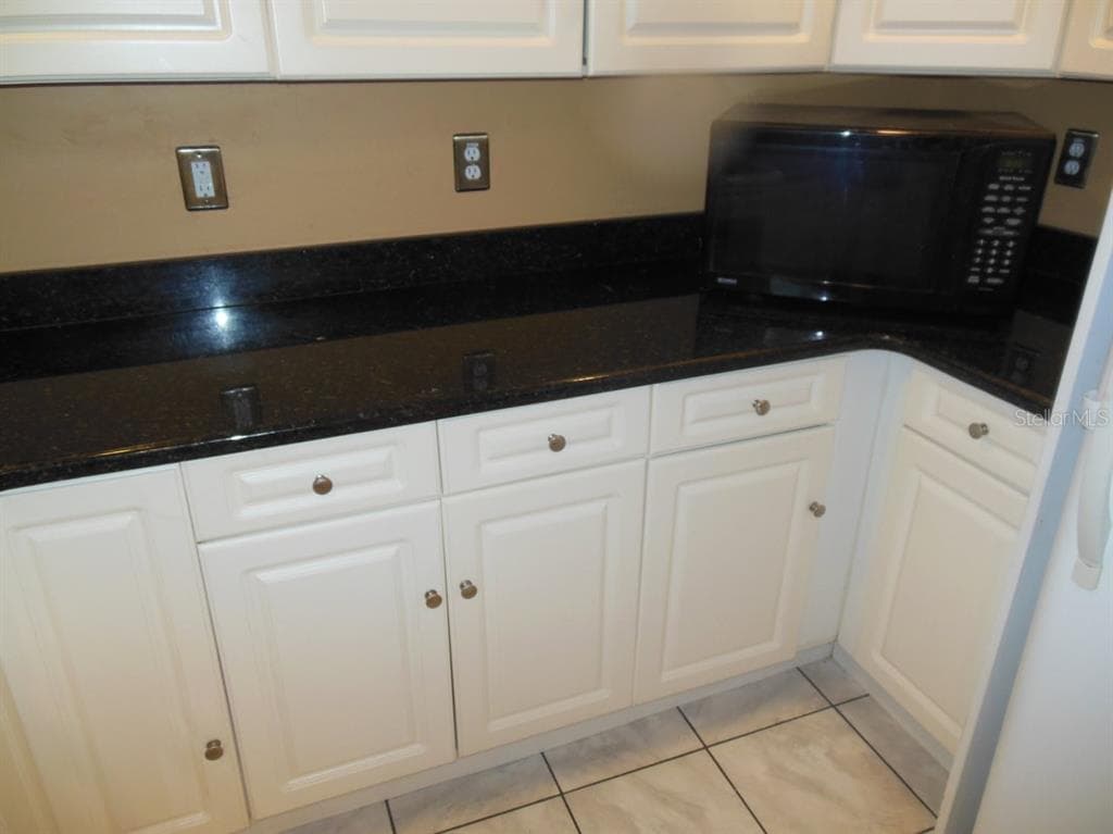 13423 121ST STREET, SEMINOLE, FL 33778 — zdjęcie 5