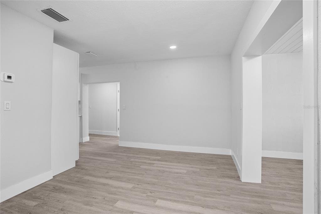 630 180TH AVENUE E, REDINGTON SHORES, FL 33708 — zdjęcie 4