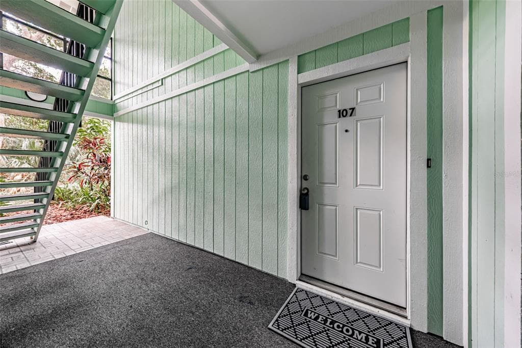 3295 FOX CHASE CIRCLE N # 107, PALM HARBOR, FL 34683 — zdjęcie 5