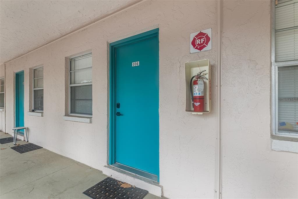 555 62ND STREET S # 106, ST PETERSBURG, FL 33707