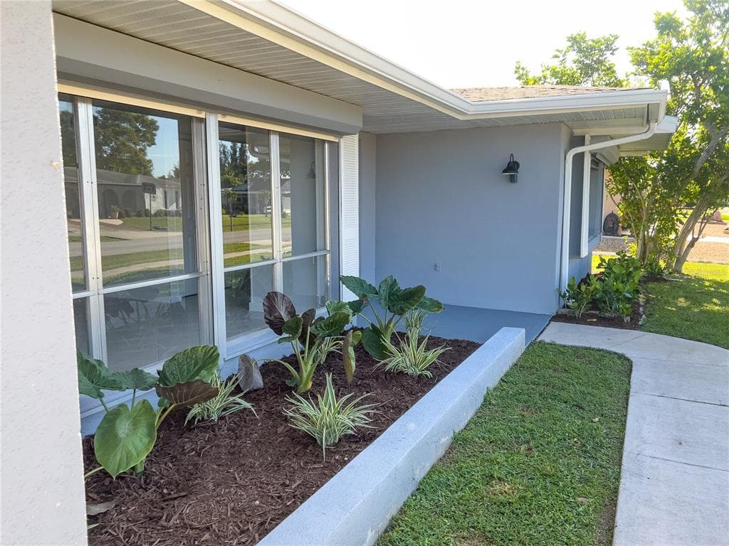 326 WHERLEY AVENUE SE, PORT CHARLOTTE, FL 33952 — zdjęcie 3