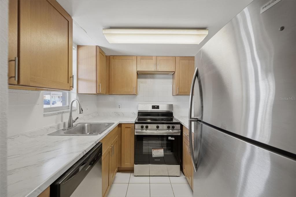 5207 TURQUOISE LANE # 101, NEW PORT RICHEY, FL 34652 — zdjęcie 4