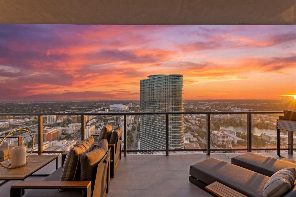275 1ST AVENUE S # 3906, ST PETERSBURG, FL 33701