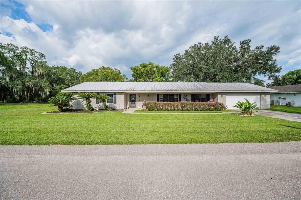 5934 RIDGE DRIVE, LAKELAND, FL 33813