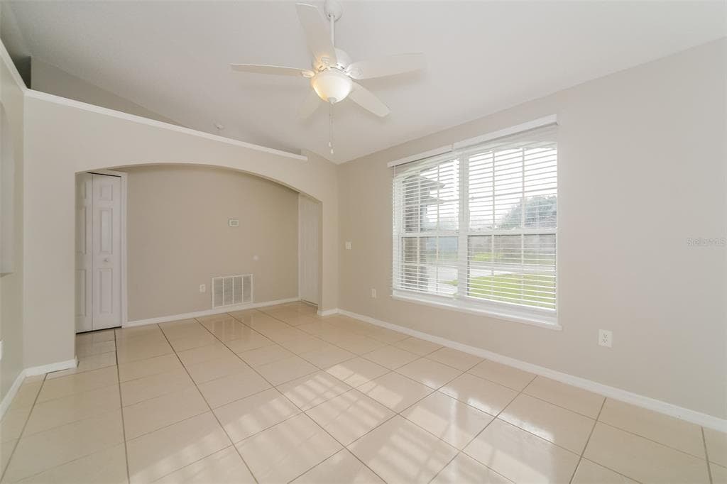 611 BASINGSTOKE COURT, KISSIMMEE, FL 34758 — zdjęcie 3