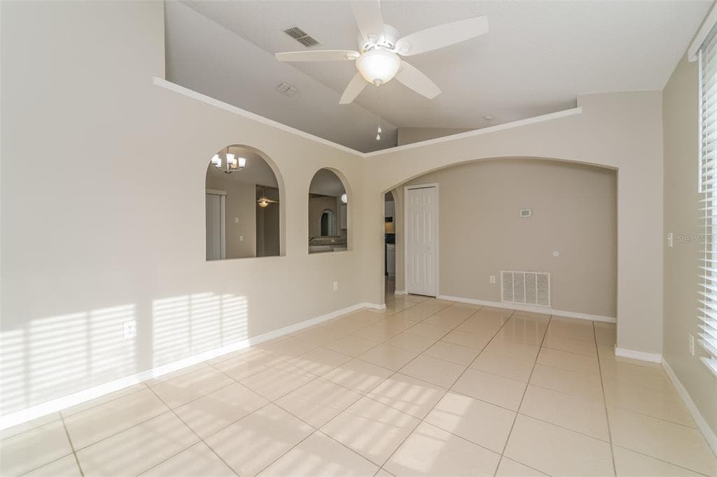 611 BASINGSTOKE COURT, KISSIMMEE, FL 34758 — zdjęcie 4