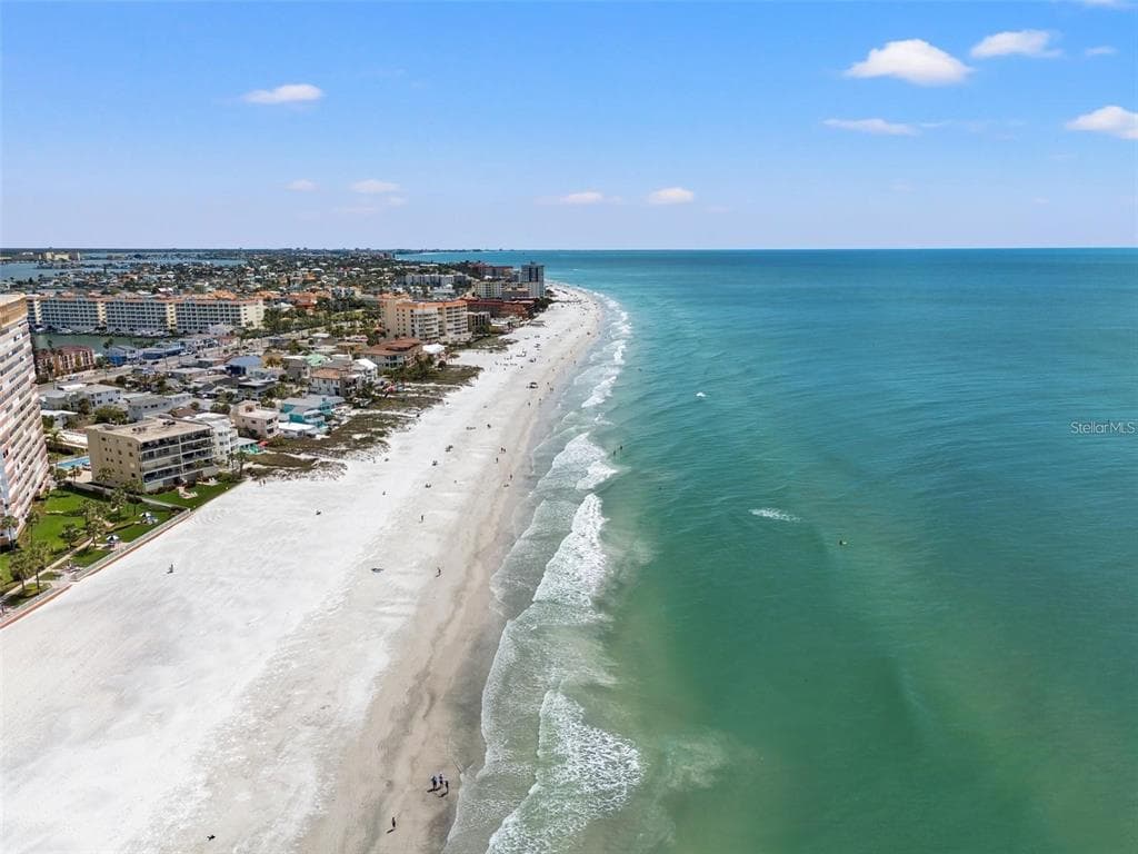 144 CORAL AVENUE, REDINGTON SHORES, FL 33708 — zdjęcie 3