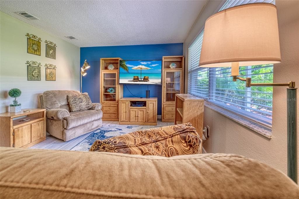 10039 62ND AVENUE N # 2, ST PETERSBURG, FL 33708