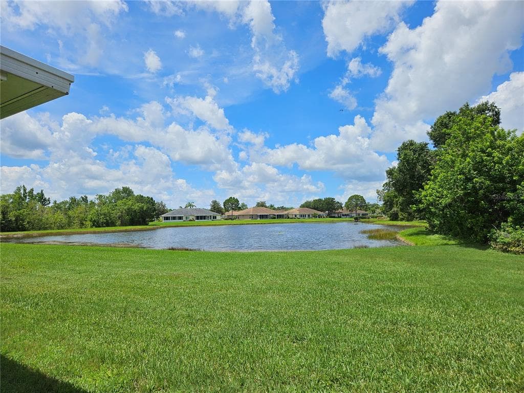 739 TREMONT GREENS LANE, SUN CITY CENTER, FL 33573 — zdjęcie 3