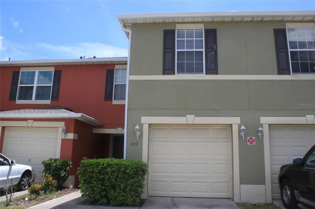 669 CRESTING OAK CIRCLE # 30, ORLANDO, FL 32824