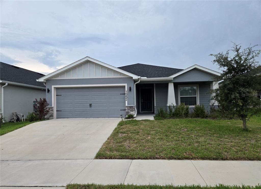 1352 MOUNTAIN FLOWER LANE, DAVENPORT, FL 33837