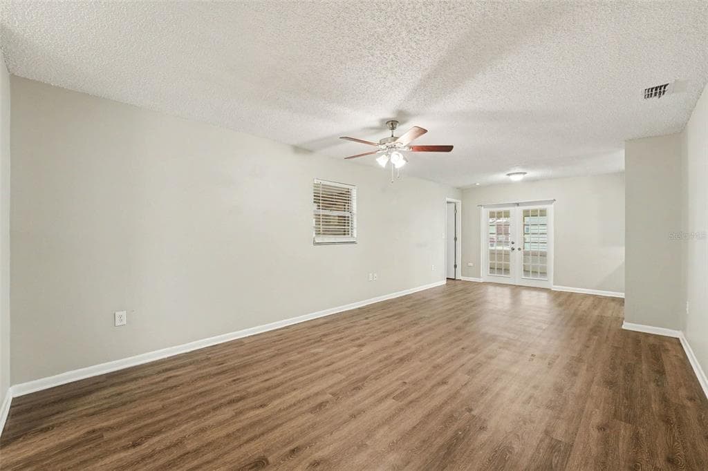 2047 SOMERVILLE DRIVE N, LAKELAND, FL 33815 — zdjęcie 3