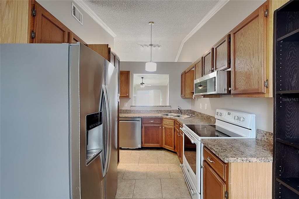 111 HIDDEN ARBOR COURT, SANFORD, FL 32773 — zdjęcie 4